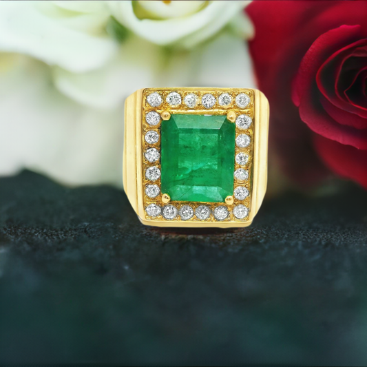 Exquisite Emerald and Diamond Ring - Colours of Life Jewelry